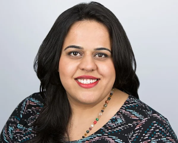 LinkedIn
Content Solutions Principal Consultant
Purna Virji 氏