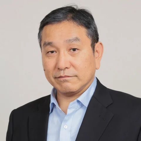 福田浩至
株式会社ループス・コミュニケーションズ
取締役副社長・博士（情報管理）