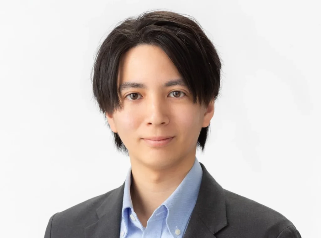 株式会社ライスカレープラス
代表取締役
辻 馨（つじ かおる）