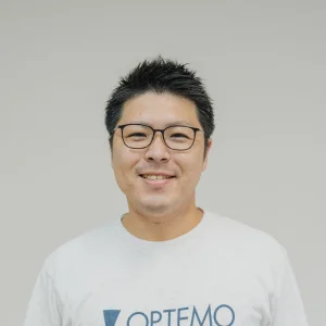 株式会社OPTEMO
代表取締役　小池 桃太郎