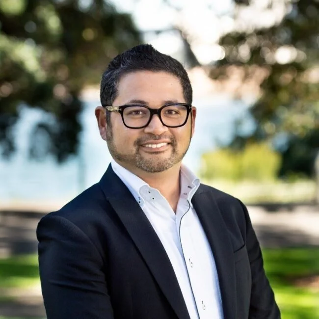 ③ Sazae Pty Ltd, ディレクター, 溝尻 歩氏